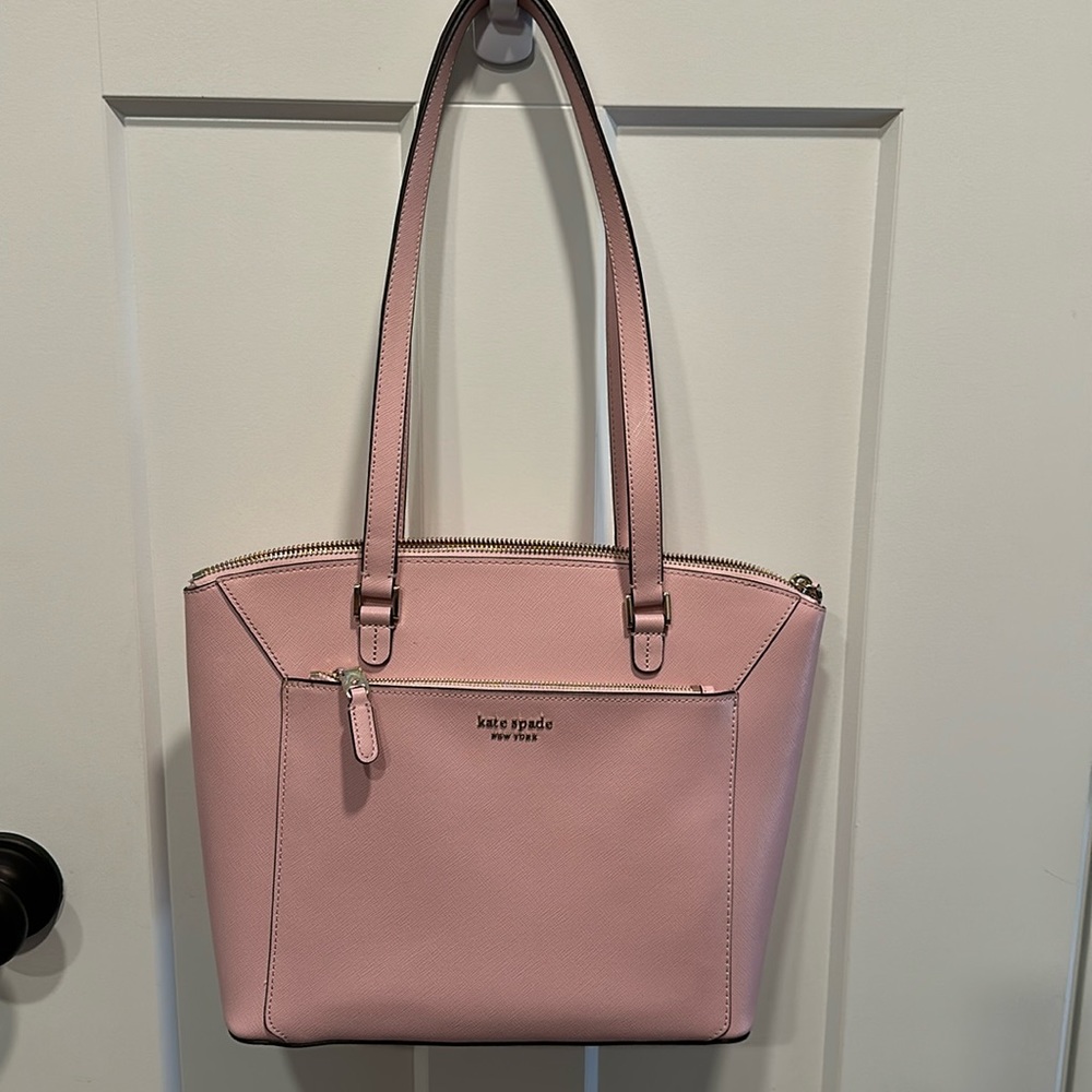 Kate Spade tote. Never used, kept in dust bag.